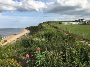 2Bed-Beachfront Sea-View-Norfolk home-Pet Friendly